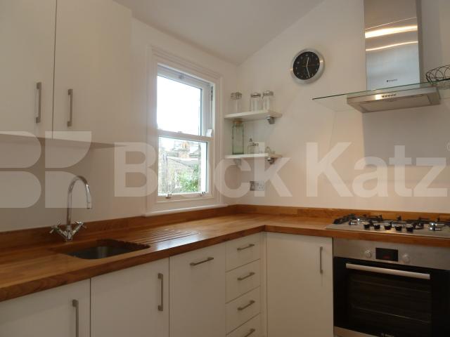 			NEW INSTRUCTION, 2 Bedroom, 1 bath, 1 reception Flat			 Monsell Road, ARSENAL-HIGHBURY